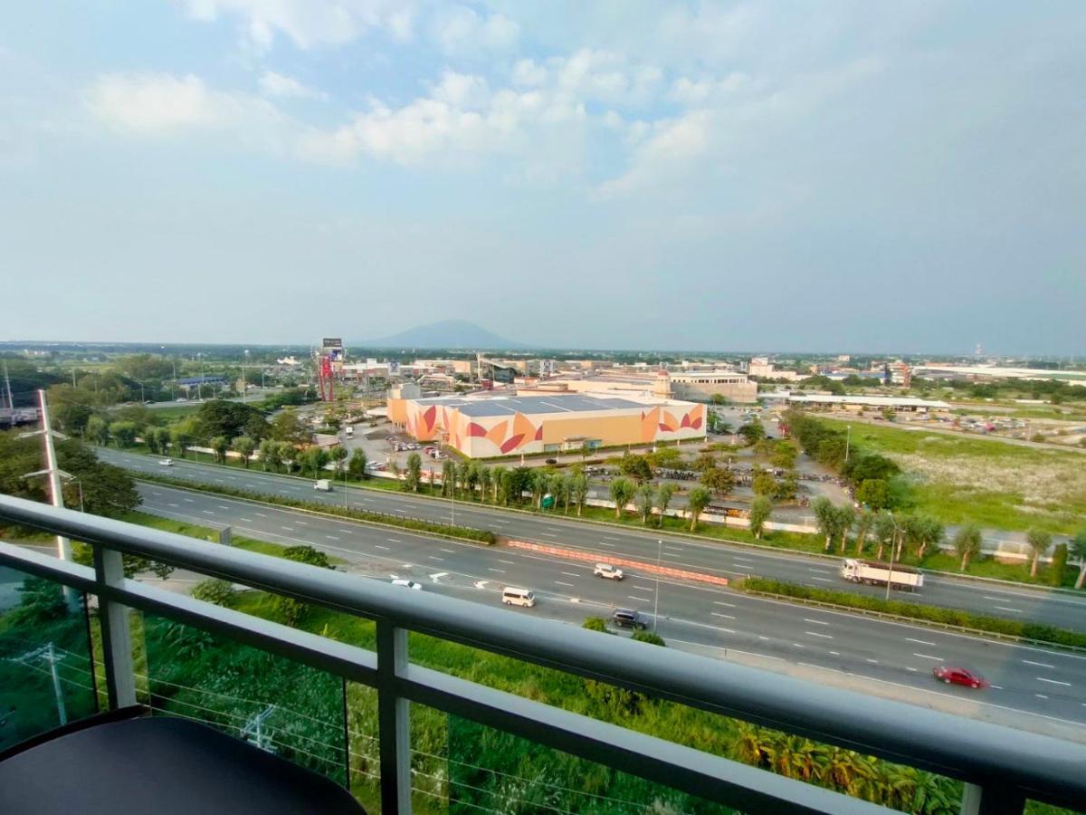 The Aces Crib At Azure North Pampanga Aparthotel Екстериор снимка